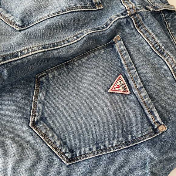 Guess Women's 1981 Straight Blue Jeans (26) - Picture 4 of 8